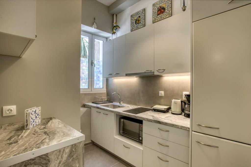 Plaka Filotheis House A Apartment เอเธนส์ ภายนอก รูปภาพ